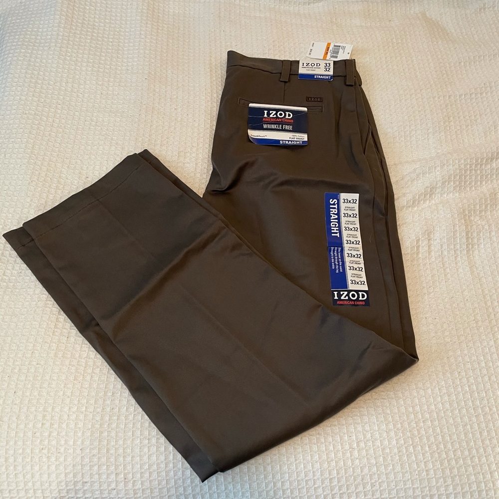 NWT Men’s Izod Chinos